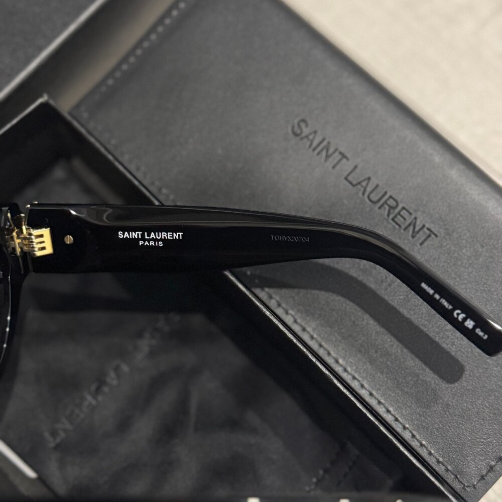 Yves Saint Laurent Black Sunglasses - Picture 4 of 13